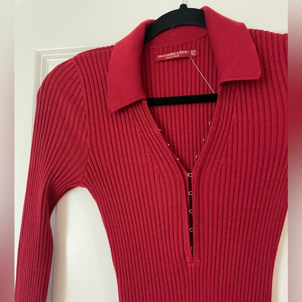 Abercrombie & Fitch Ribbed Polo Midi Sweater Dress